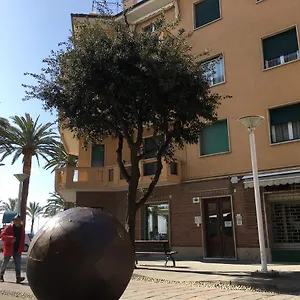https://albergo-dei-fiori.hotelitalianriviera.com